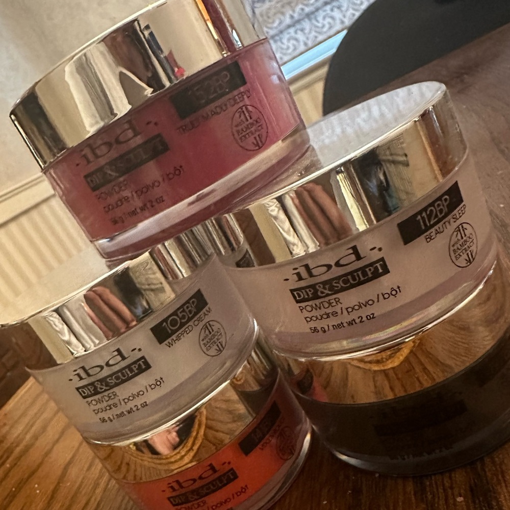 IBD sculpt and dip powder